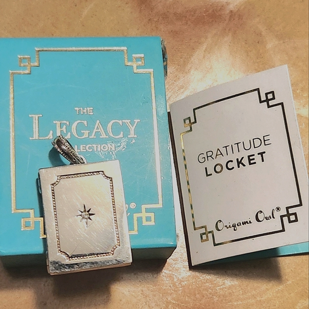 Origami Owl Legacy gratitude locket